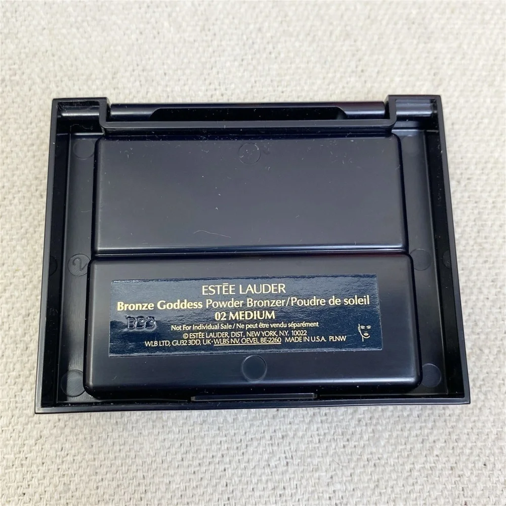 Estée Lauder Bronze Goddess Powder Bronzer 02 Medium w plaid cosmetic bag